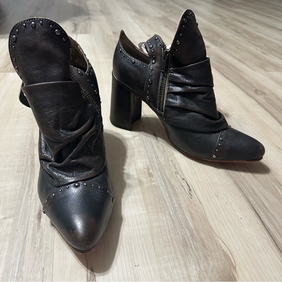 Freebird By Steven Jericho Leather Studded Booties Size 11 - Picture 3 of 15